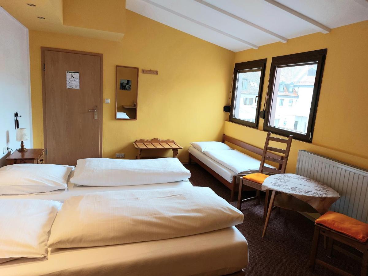 Gaestehaus Langhammer Bubenreuth Phòng bức ảnh
